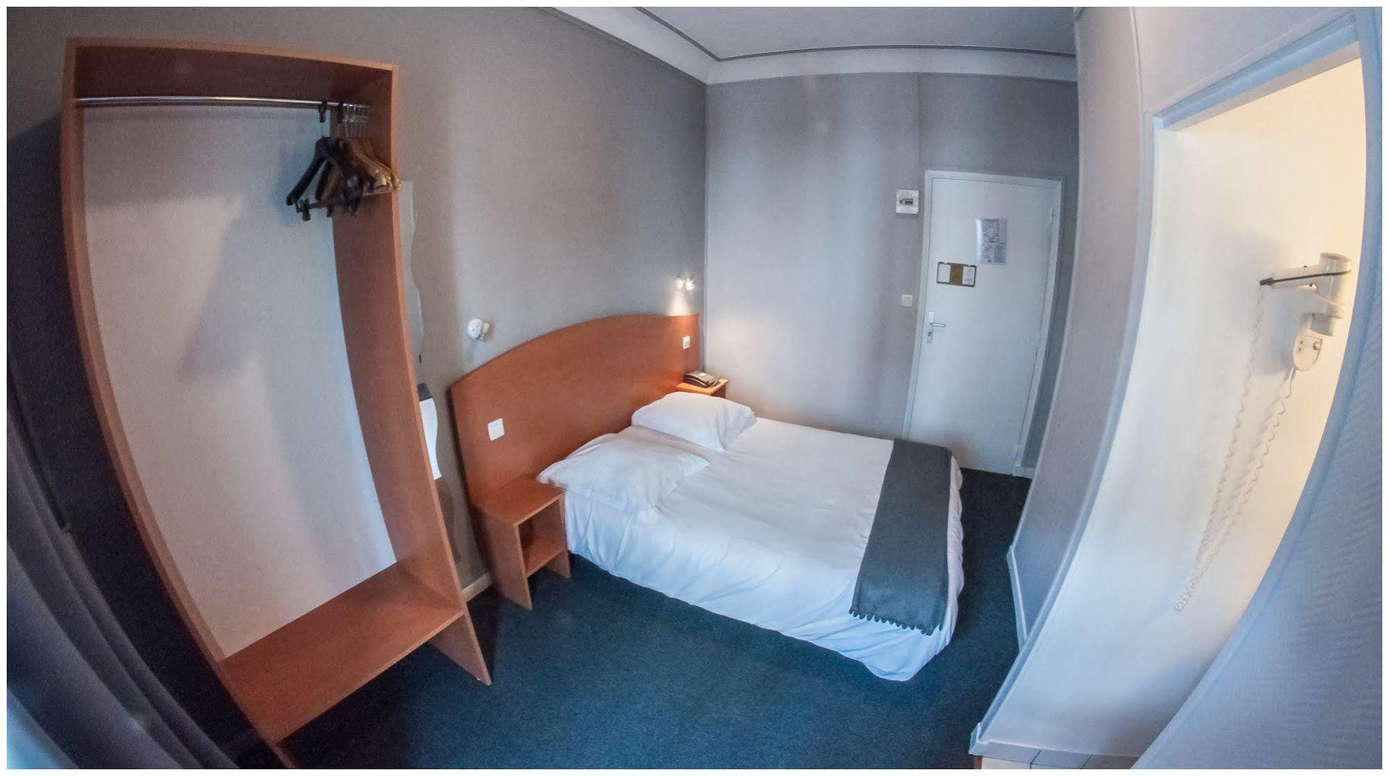 Hotel Gambetta Reims Zewnętrze zdjęcie