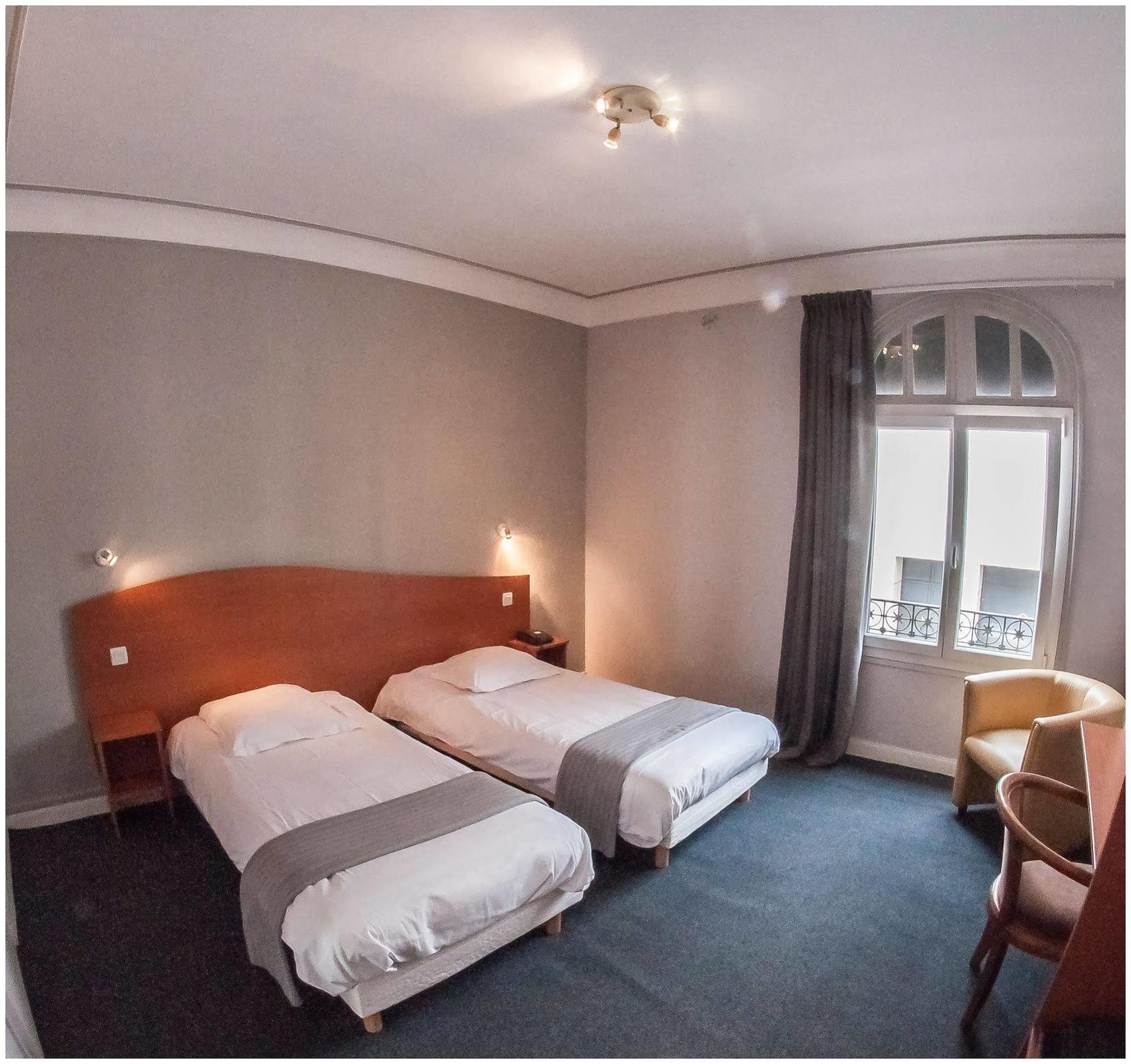 Hotel Gambetta Reims Zewnętrze zdjęcie
