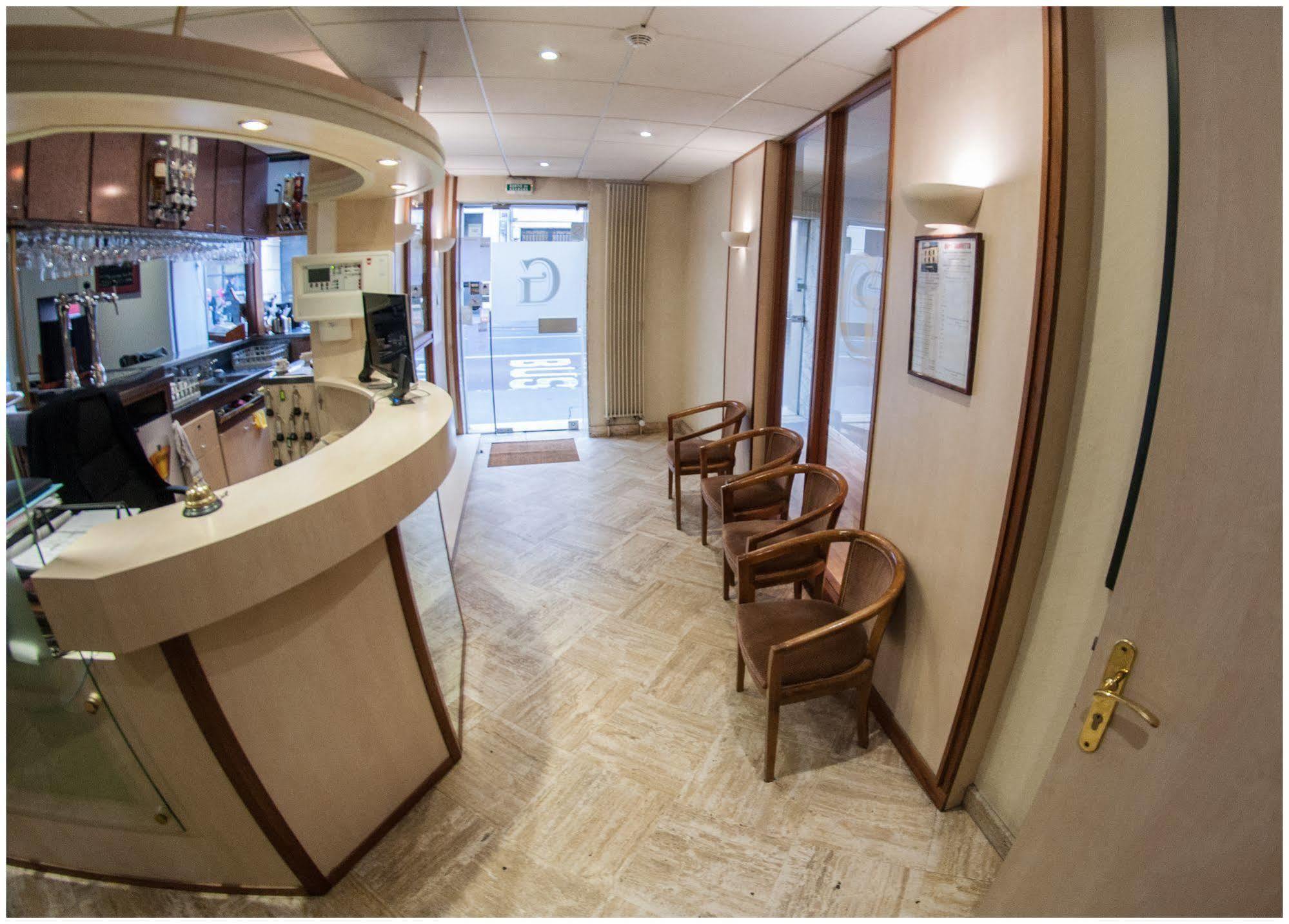 Hotel Gambetta Reims Zewnętrze zdjęcie